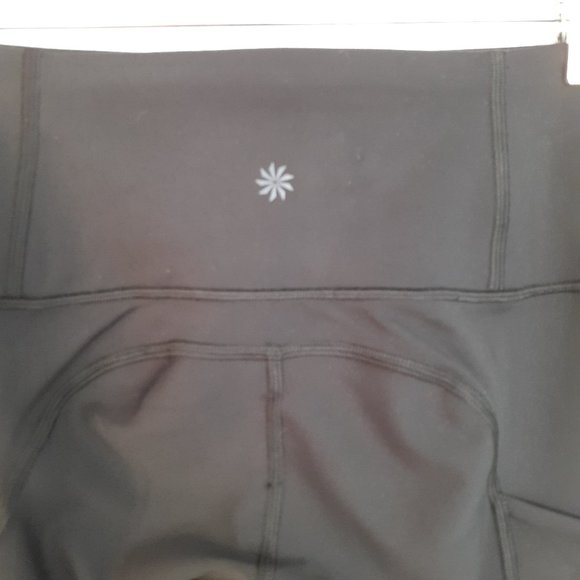 Athleta All In Crop in Black Size XXS - Picture 7 of 12